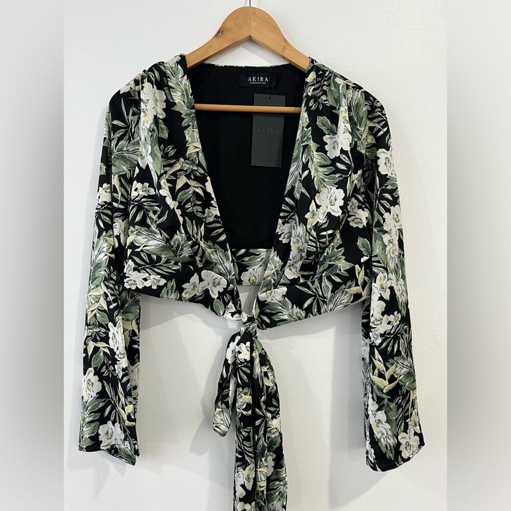 NWT Akira Be Honest Tropical Top Size Small - Picture 3 of 6